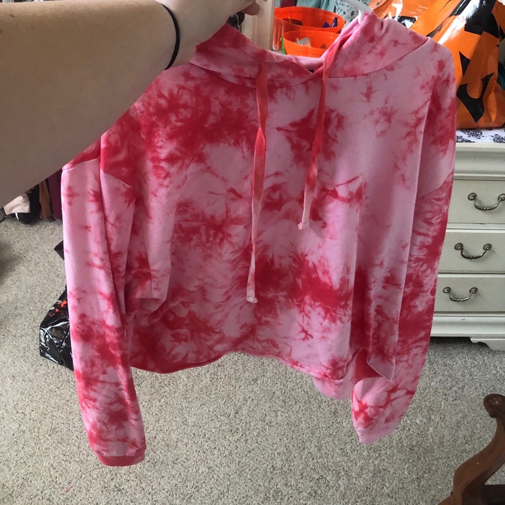Tie dye cropped hoodie